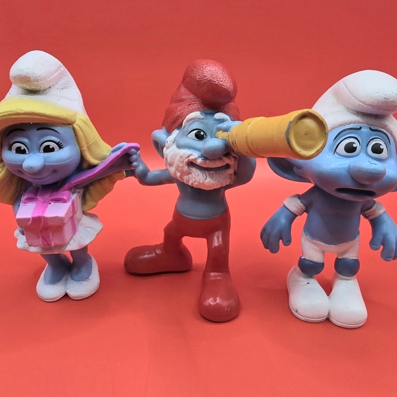 McDonald's Other - 2013 McDonald's Papa Smurf, Panicky Smurf, Smurfette The Smurfs
